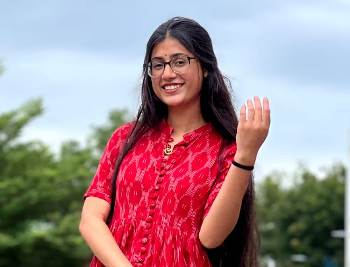 Komal Krithika